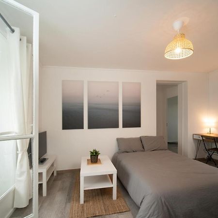 Appartement Tout Equipe Parking Balcon 2 Chambres Marseille Eksteriør bilde